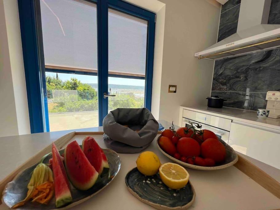 Sea View 2 Bedroom Apartment Порторож Екстер'єр фото